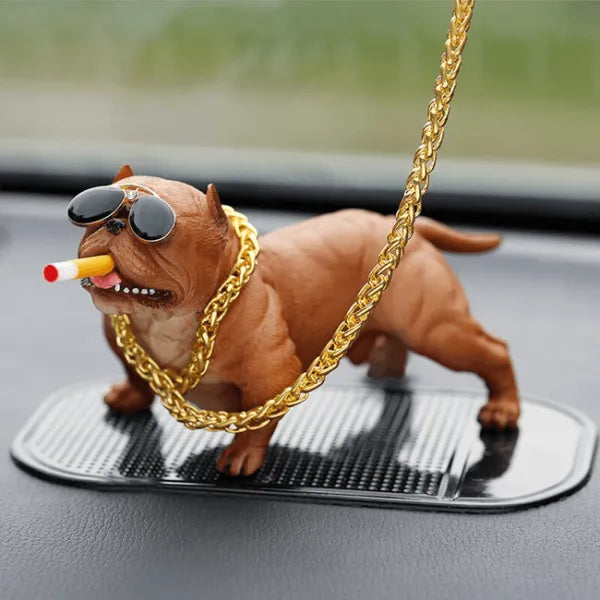 Perro bull dog en miniatura para dornar tu Automovil